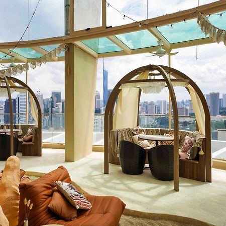 Klcc Regalia Suites Infinity Pool كوالالمبور المظهر الخارجي الصورة